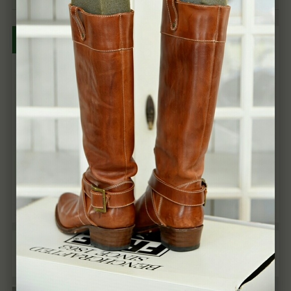 SOLD Frye Brown Leather Boots - Picture 2 of 8